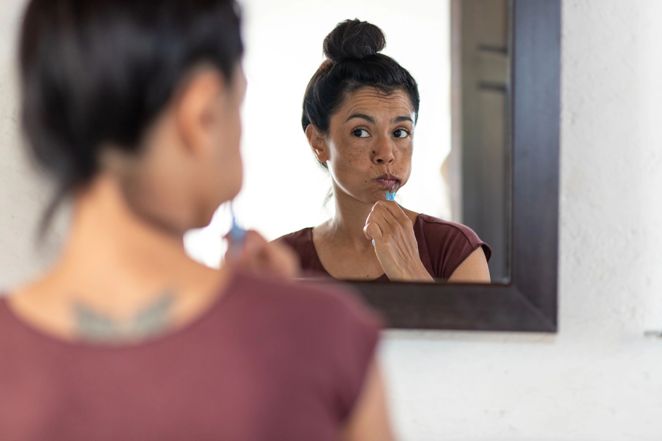 Before and after cleaning - sparkling kitchen surfaces