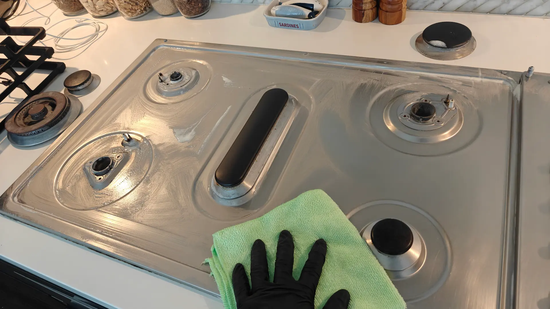 Kitchen benchtop and splashback after a deep clean